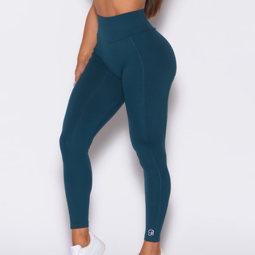 Bombshell Sportswear Shape Leggings in Peacock